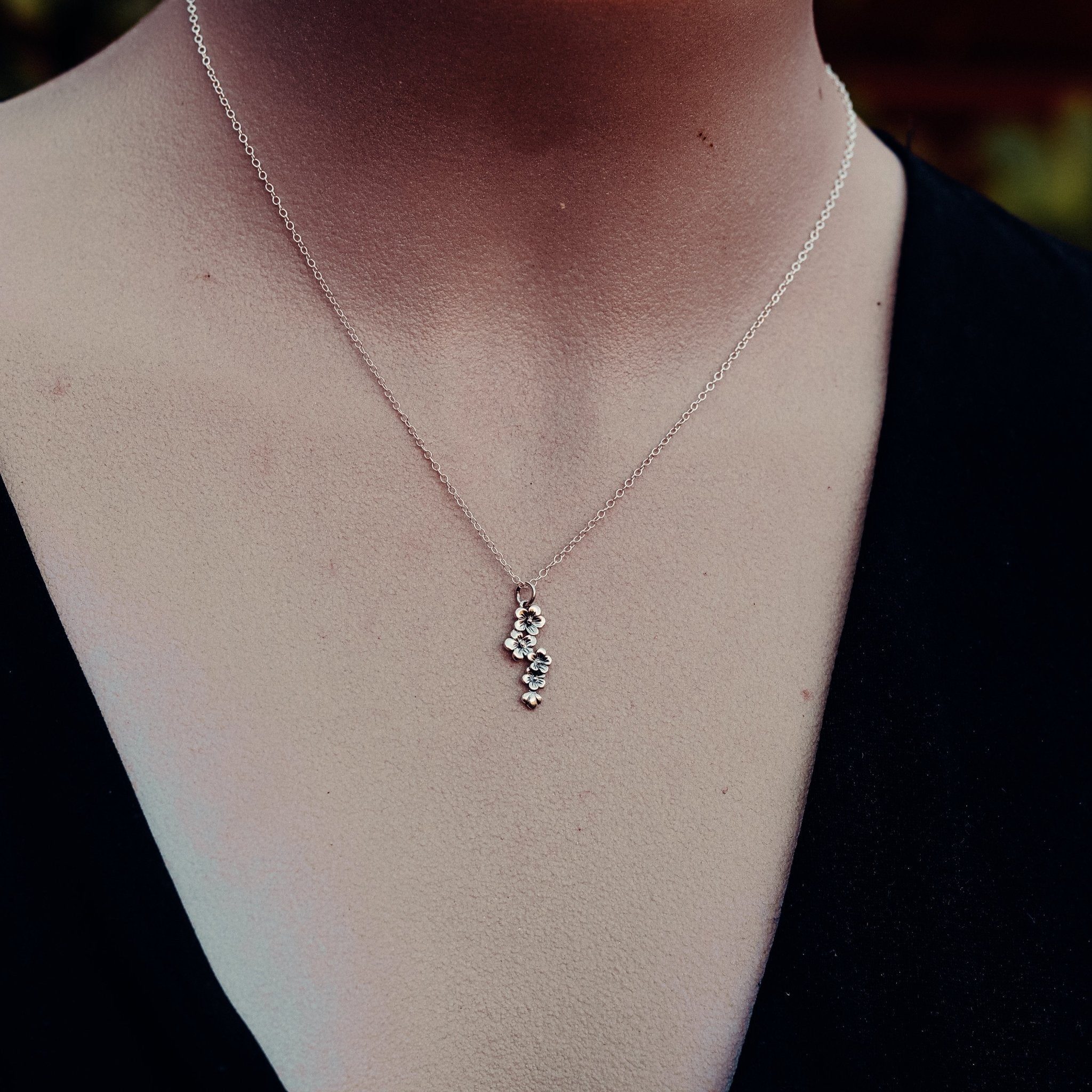 Manuka Blossom Necklace - Kowhai and Sage