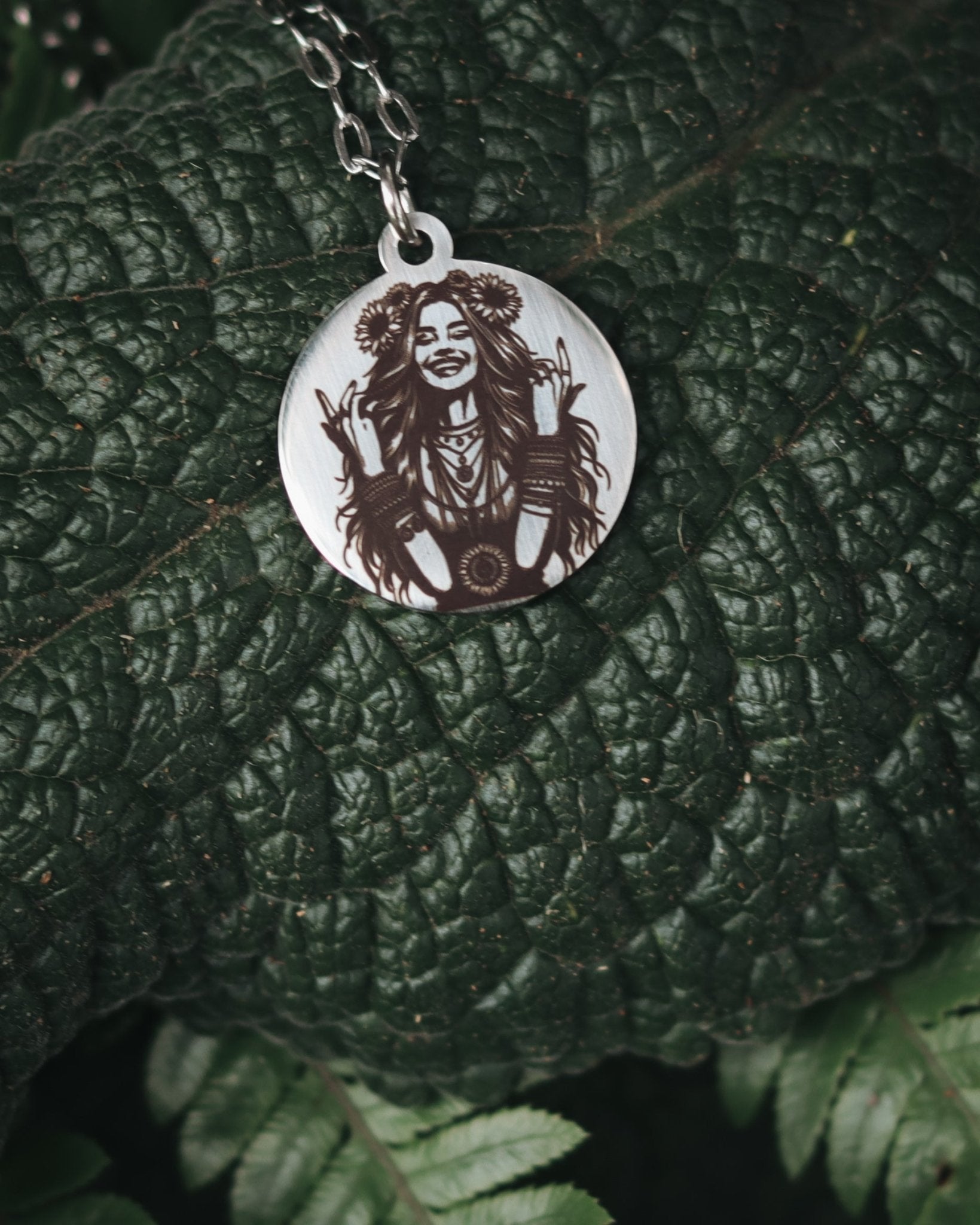 Ray of Sunshine Necklace - Kowhai and Sage