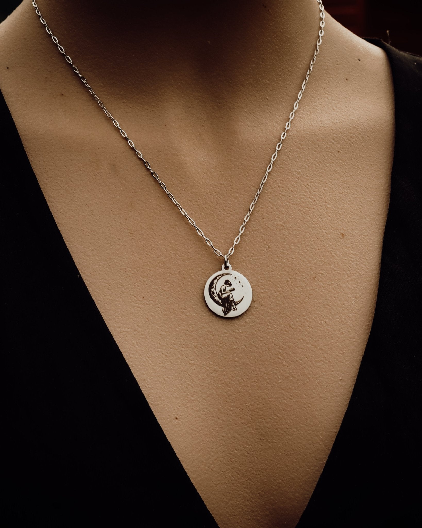 The Reader Necklace - Kowhai and Sage