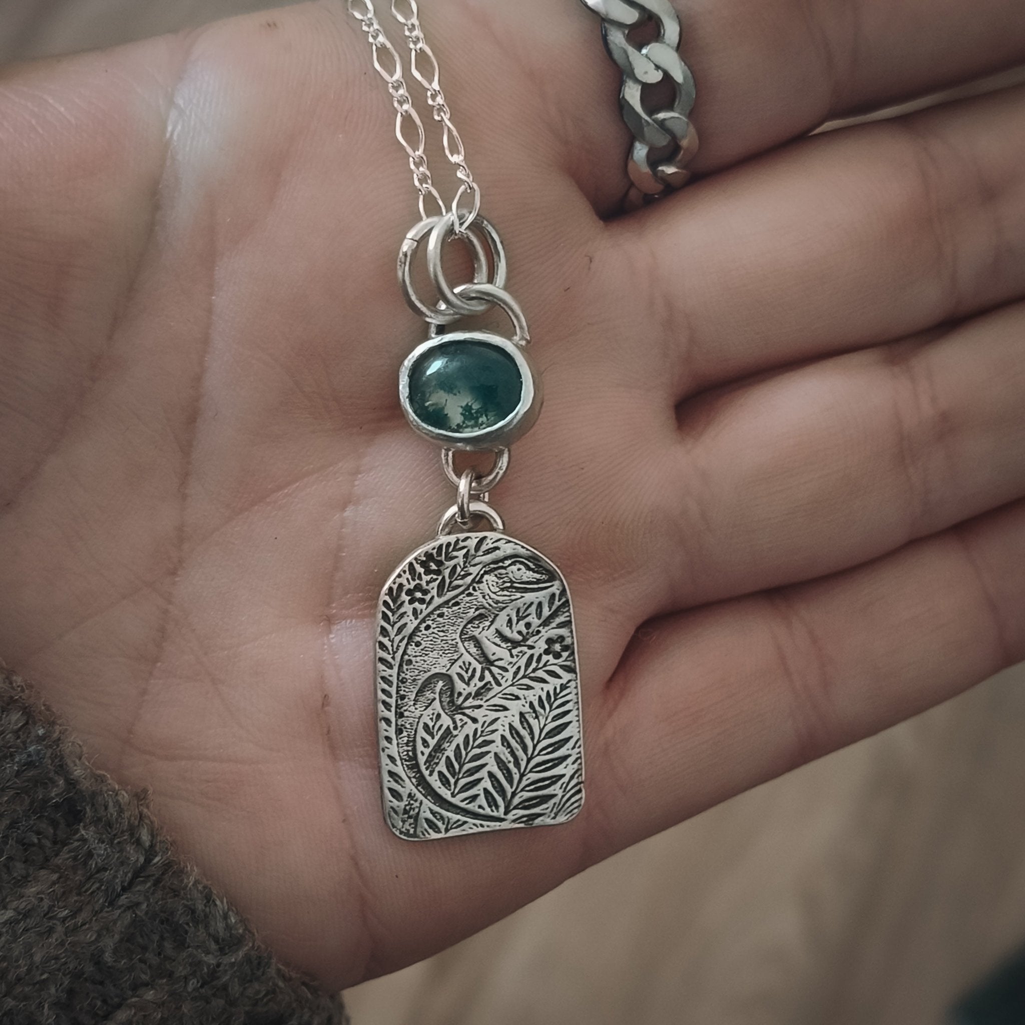 Gecko Moss Agate Necklace - Kowhai and Sage