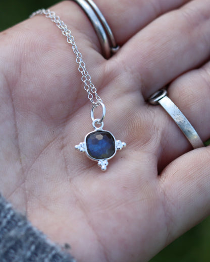 Labradorite Necklace - Kowhai and Sage