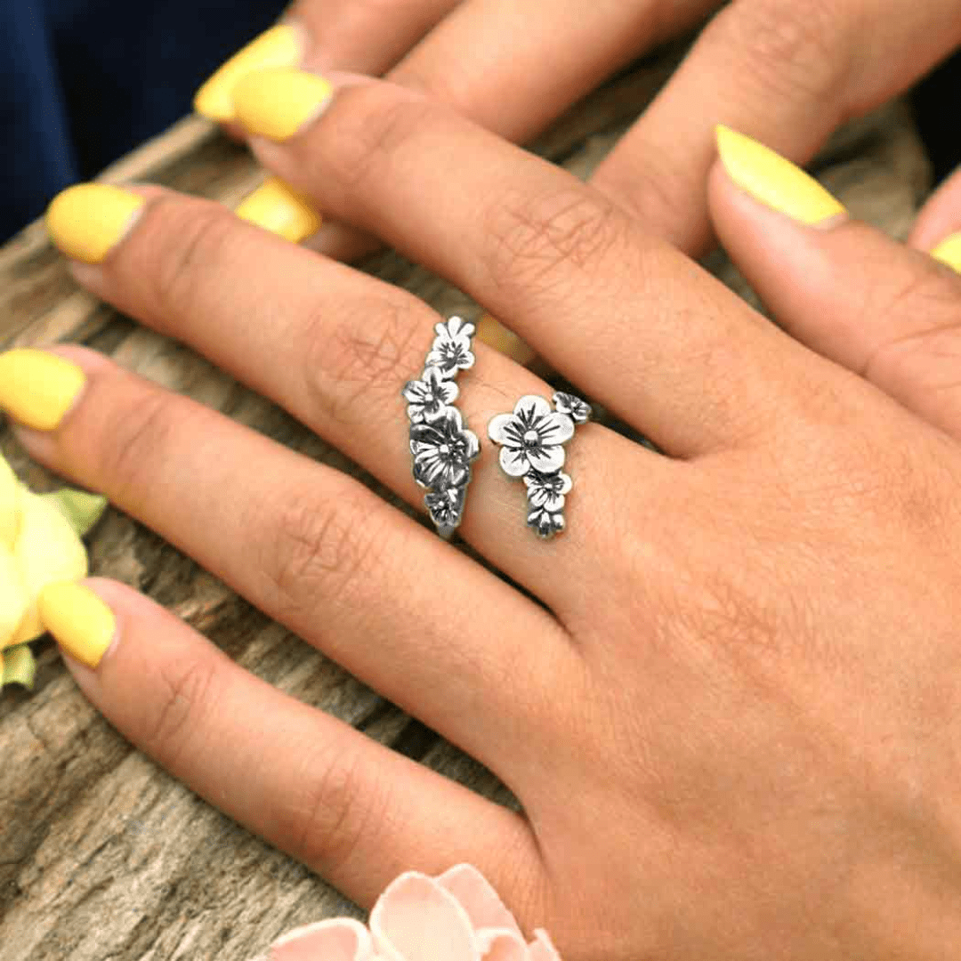 Manuka Blossom Adjustable Ring - Kowhai and Sage