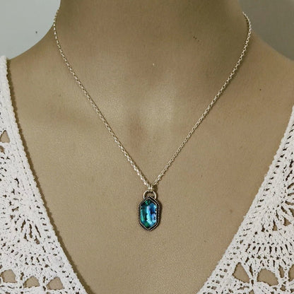 Ocean Gem Paua Necklace 1 - Kowhai and Sage
