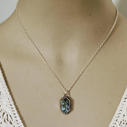 Ocean Gem Paua Necklace 2 - Kowhai and Sage