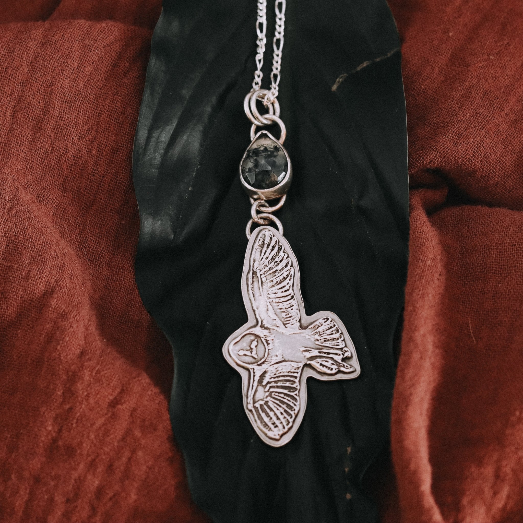 Owl Moss Agate Necklace - Kowhai and Sage