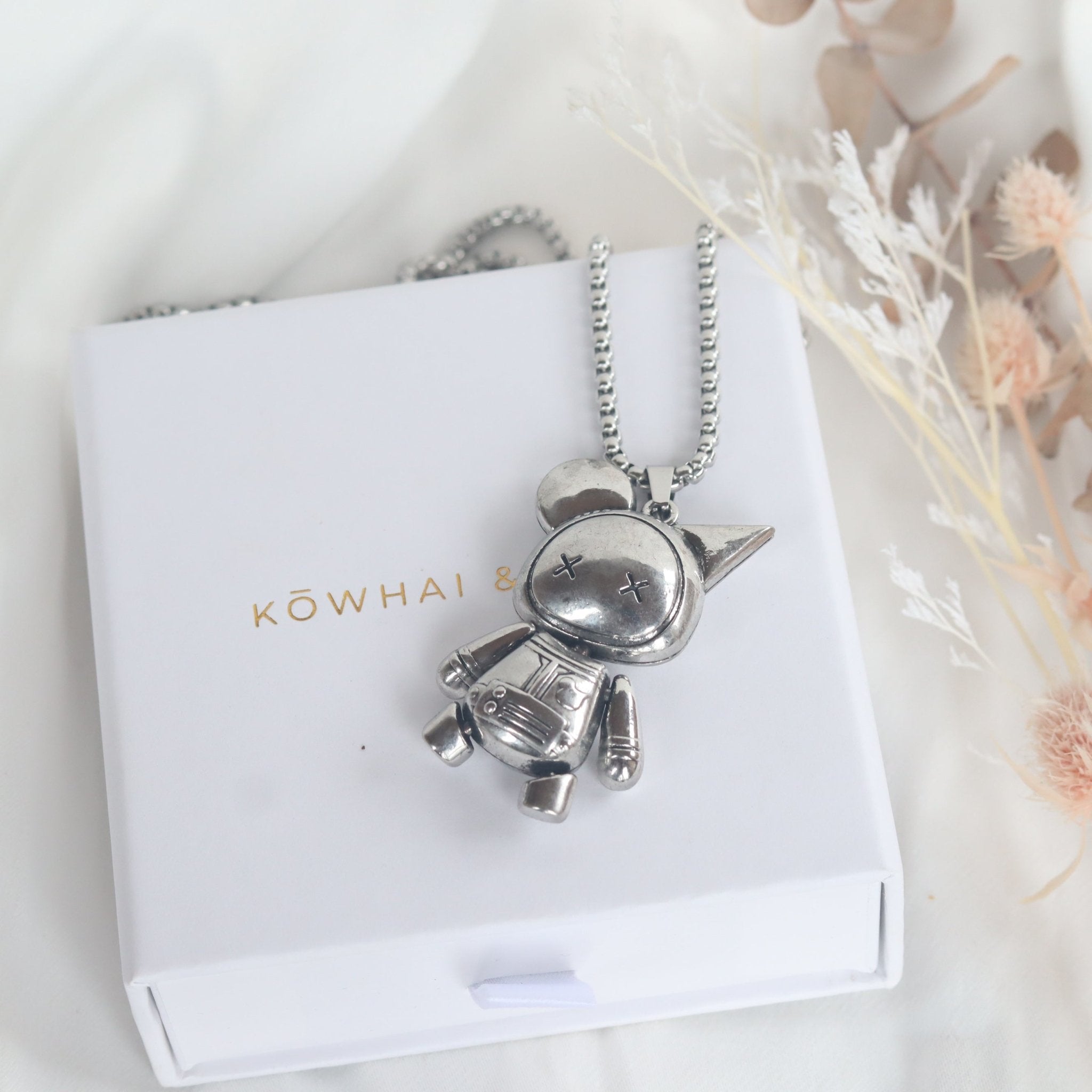 Fidget Friends Fidget Necklace - Kowhai and Sage