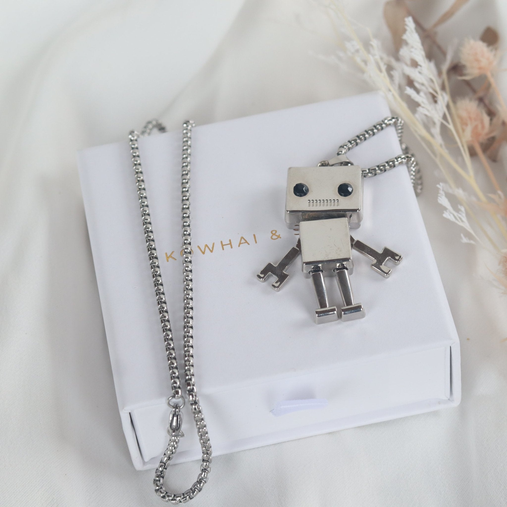 Fidget Friends Fidget Necklace - Kowhai and Sage